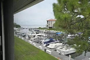 1802 Mariner Dr, Tarpon Springs, FL 34689 - Photo 3