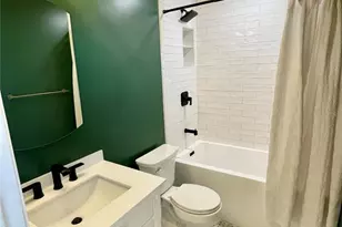 118 Pompano Dr SE, Saint Petersburg, FL 33705 - Photo 13