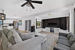 2101 20th Ave N, Saint Petersburg, FL 33713 - Photo 5