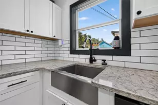 2101 20th Ave N, Saint Petersburg, FL 33713 - Photo 9