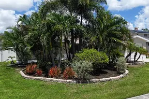 6065 23rd Ave N, Saint Petersburg, FL 33710 - Photo 3