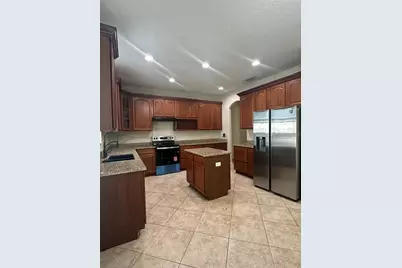 18048 Java Isle Drive, Tampa, FL 33647 - Photo 3