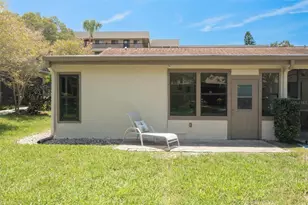 1306 Golf View Dr, Tarpon Springs, FL 34689 - Photo 19