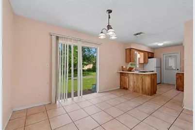 10394 Upton Street, Spring Hill, FL 34608 - Photo 9
