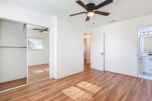 396 Lewis Blvd SE, Saint Petersburg, FL 33705 - Photo 7