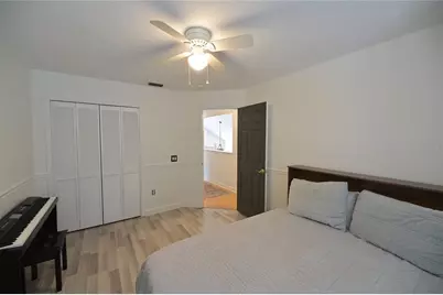 9609 Fredericksburg Road, Tampa, FL 33635 - Photo 11
