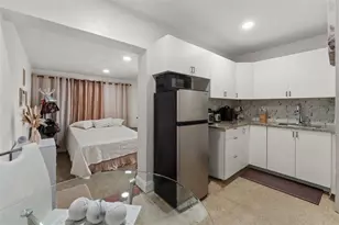 1721 S Jefferson Ave, Clearwater, FL 33756 - Photo 15