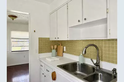 350 79th Ave N #102, Saint Petersburg, FL 33702 - Photo 13