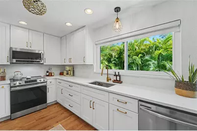 13461 Del Prado Drive S, Largo, FL 33774 - Photo 15
