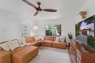 13461 Del Prado Dr S, Largo, FL 33774 - Photo 11