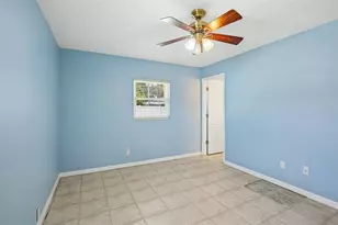 6424 Eldorado Dr, Tampa, FL 33615 - Photo 17