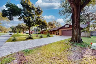 7121 Odoniel Loop W, Lakeland, FL 33809 - Photo 31