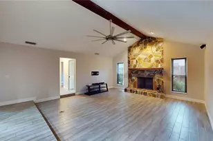7121 Odoniel Loop W, Lakeland, FL 33809 - Photo 3