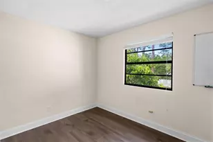 138 69th Ave N, Saint Petersburg, FL 33702 - Photo 17