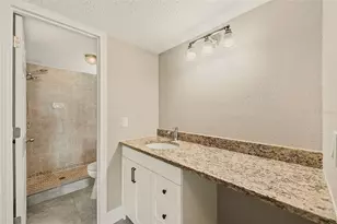 200 Country Club Dr, Largo, FL 33771 - Photo 17