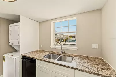 200 Country Club Drive #1501, Largo, FL 33771 - Photo 13