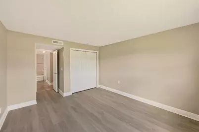 200 Country Club Drive #1501, Largo, FL 33771 - Photo 21