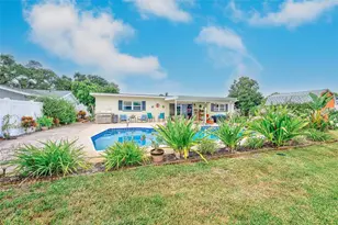 9069 127th St, Seminole, FL 33776 - Photo 9