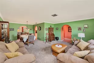 9069 127th St, Seminole, FL 33776 - Photo 27