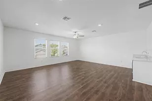 9826 Carabiner Wy, Land O Lakes, FL 34637 - Photo 37