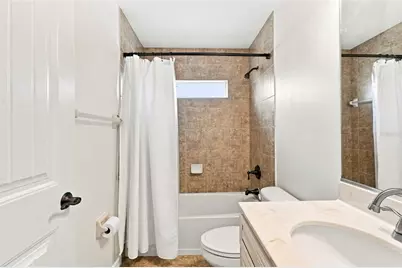 7218 34th Street E, Sarasota, FL 34243 - Photo 35