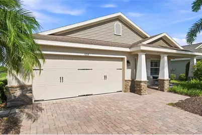 7218 34th Street E, Sarasota, FL 34243 - Photo 1