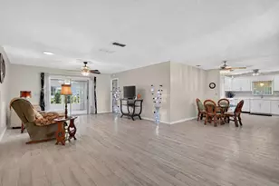 10403 SE 177th Pl, Summerfield, FL 34491 - Photo 5