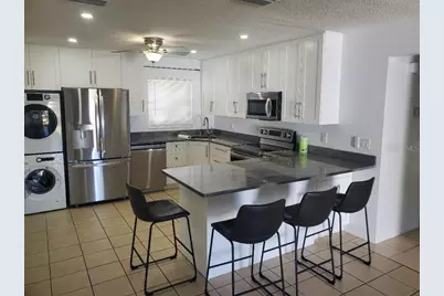 1020 70th Street N, Saint Petersburg, FL 33710 - Photo 1