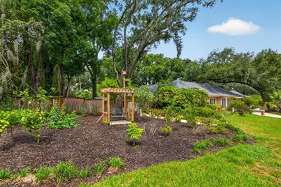 602 S Riverhills Drive, Temple Terrace, FL 33617 - Photo 5