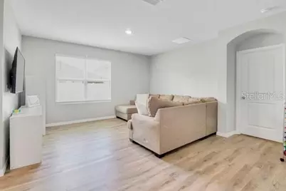 10213 Golden Light Court, Riverview, FL 33578 - Photo 11