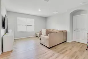 10213 Golden Light Ct, Riverview, FL 33578 - Photo 11