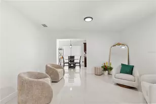7529 Armand Cir, Tampa, FL 33634 - Photo 15