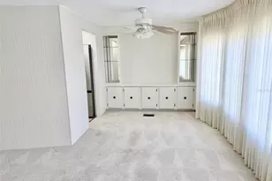 2236 Gondola Dr, Sarasota, FL 34238 - Photo 11