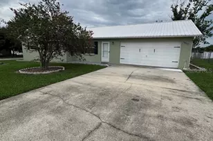 38822 Margs Ct, Zephyrhills, FL 33540 - Photo 17