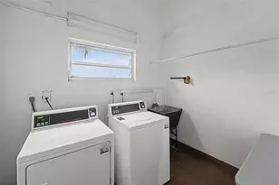 951 79th Ave N, Saint Petersburg, FL 33702 - Photo 21