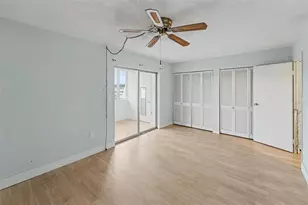 951 79th Ave N, Saint Petersburg, FL 33702 - Photo 15