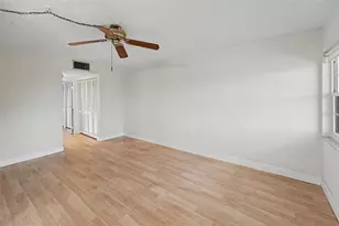 951 79th Ave N, Saint Petersburg, FL 33702 - Photo 9