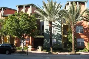 2402 W Azeele St, Tampa, FL 33609 - Photo 1