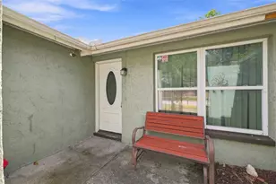 9040 Crabtree Ln, Port Richey, FL 34668 - Photo 5