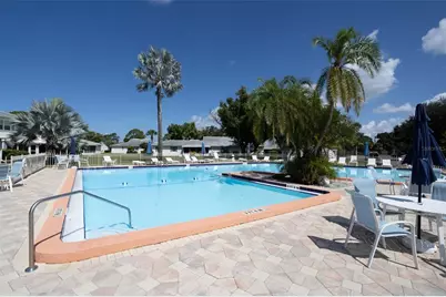 3216 39th Street #C, Saint Petersburg, FL 33711 - Photo 15
