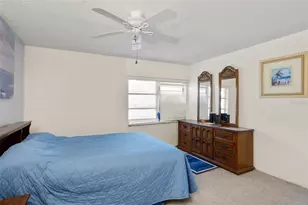 3216 39th St, Saint Petersburg, FL 33711 - Photo 9