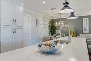 1372 Carlisle Ct, Dunedin, FL 34698 - Photo 31