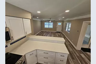 3113 25th Street N, Saint Petersburg, FL 33713 - Photo 11