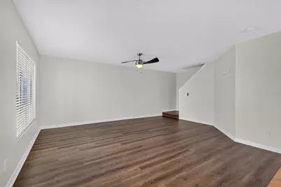 4110 Waterside Island Court, Tampa, FL 33617 - Photo 9