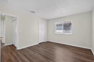 4110 Waterside Island Ct, Tampa, FL 33617 - Photo 5