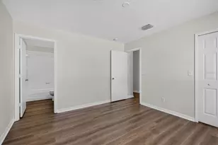 4110 Waterside Island Ct, Tampa, FL 33617 - Photo 25