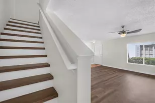 4110 Waterside Island Ct, Tampa, FL 33617 - Photo 21