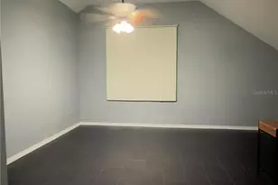 5031 Sunridge Palms Dr, Tampa, FL 33617 - Photo 9