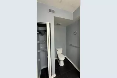 5031 Sunridge Palms Drive, Tampa, FL 33617 - Photo 11