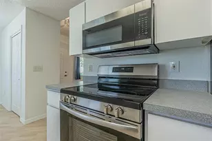 8157 Sturbridge Ct, Weeki Wachee, FL 34613 - Photo 9